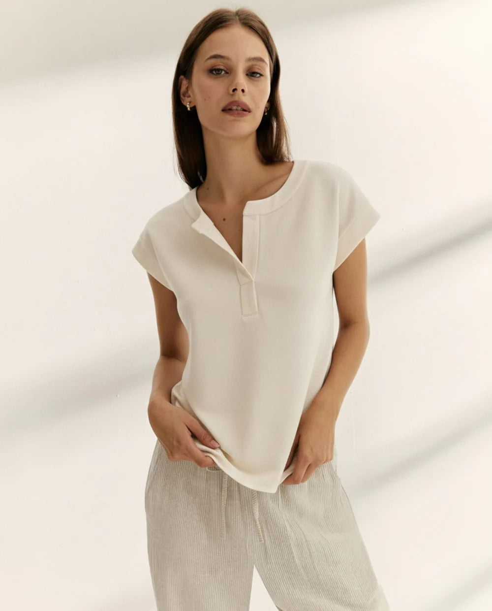 Camiseta básica elegante – Paz Torras