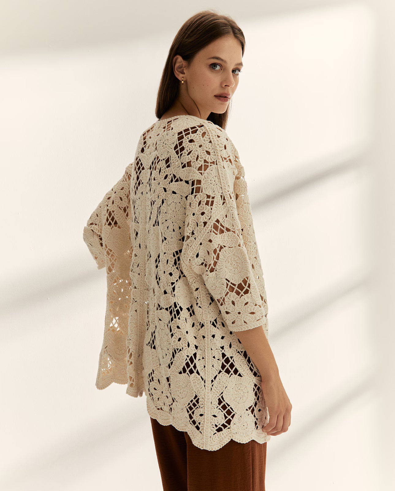 Chaqueta crochet beige – Paz Torras